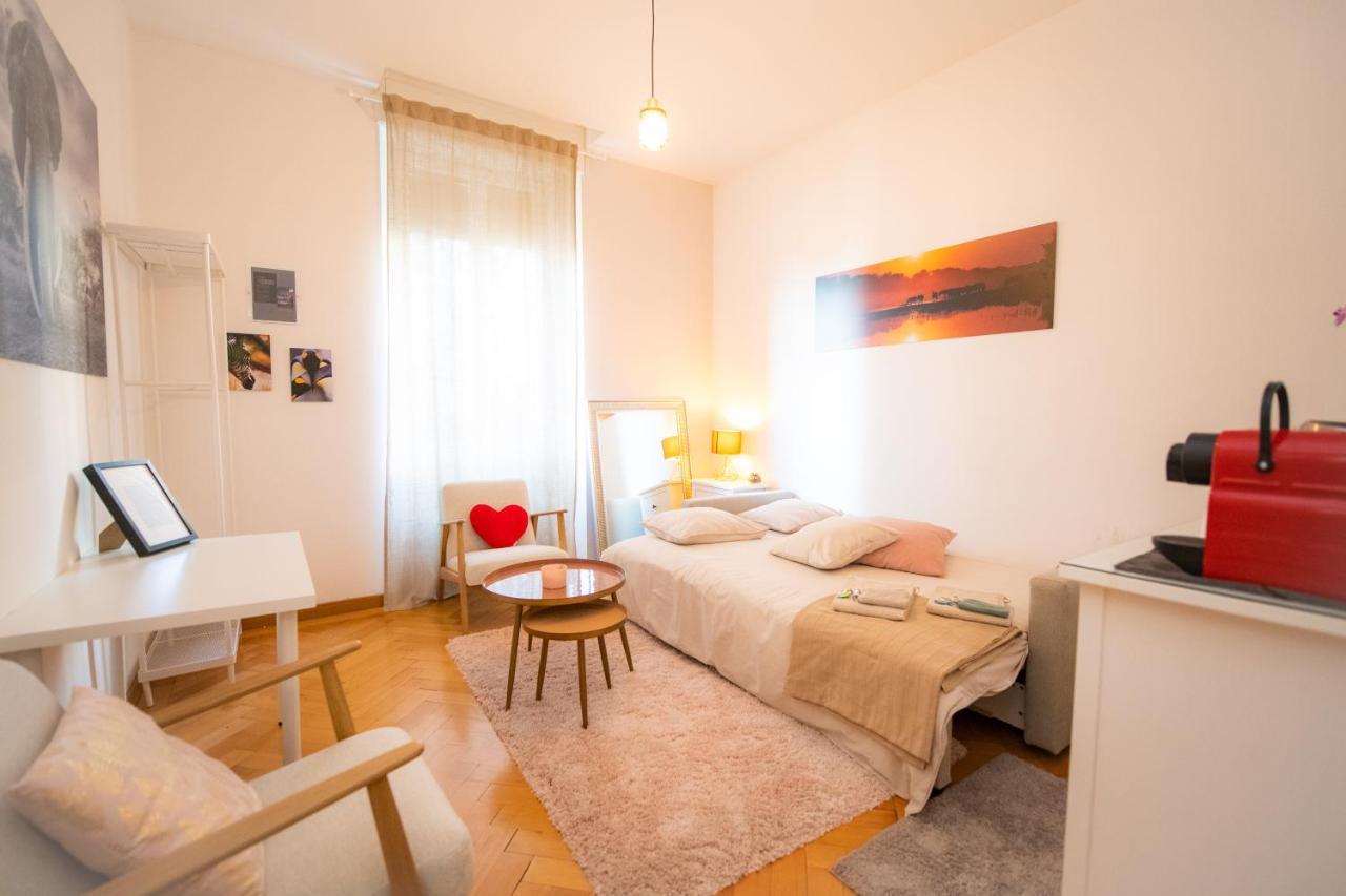 Room Eight - Your Space In The City Lugano Bagian luar foto